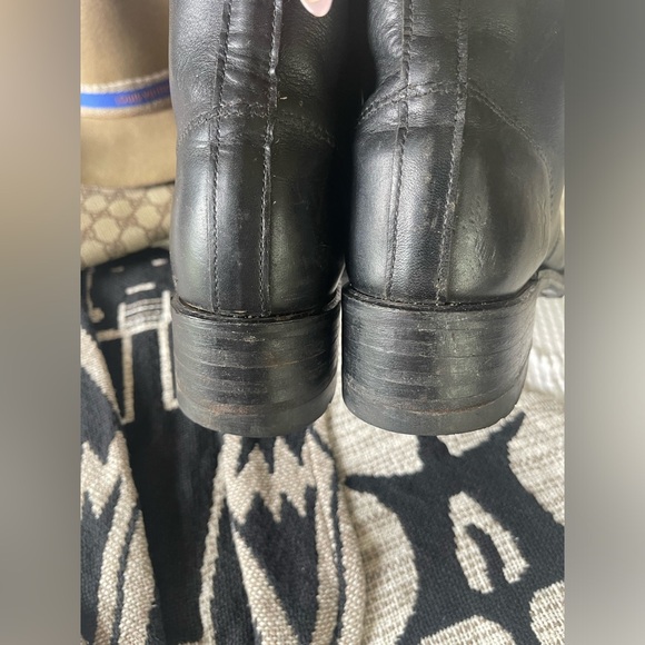 FRYE | Short Lug Lace Up Boots - Picture 5 of 8